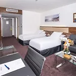 Westotel - Paris Val-d'oise Hotel