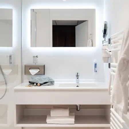 Westotel - Paris Val-d'oise Taverny