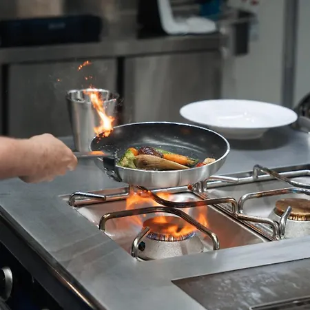 Westotel - Paris Val-d'oise Hotel