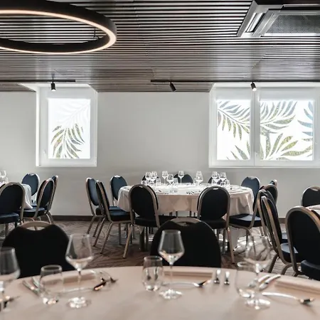 Westotel - Paris Val-d'oise Hotel 4*