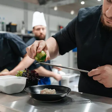 Hotel Westotel - Paris Val-d'oise 4*