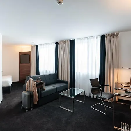 Westotel - Paris Val-d'oise Hotel 4*