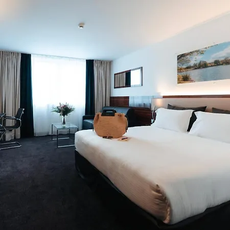 Westotel - Paris Val-d'oise 4*