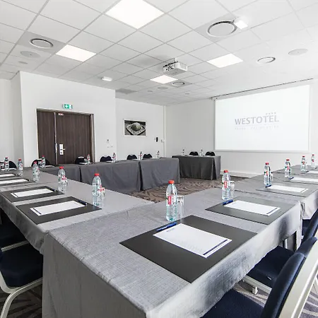 Westotel - Paris Val-d'oise 4* Taverny