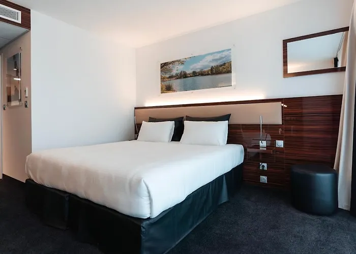 Westotel - Paris Val-d'oise 4*