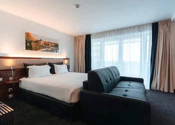 Hotel Westotel - Paris Val-d'oise 4*